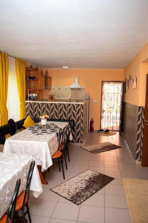 Отель Cabana Ancuta Выртоп Экстерьер фото